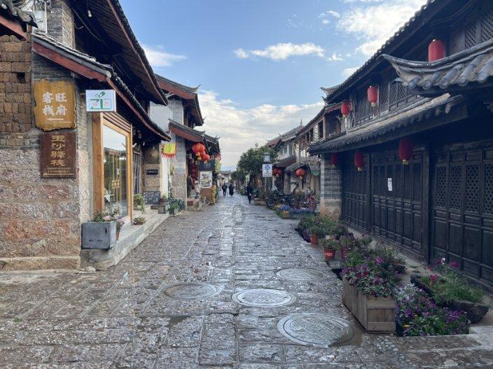 无奈当上退市股中昌股份二股东,爱建信托违规减持收警示函